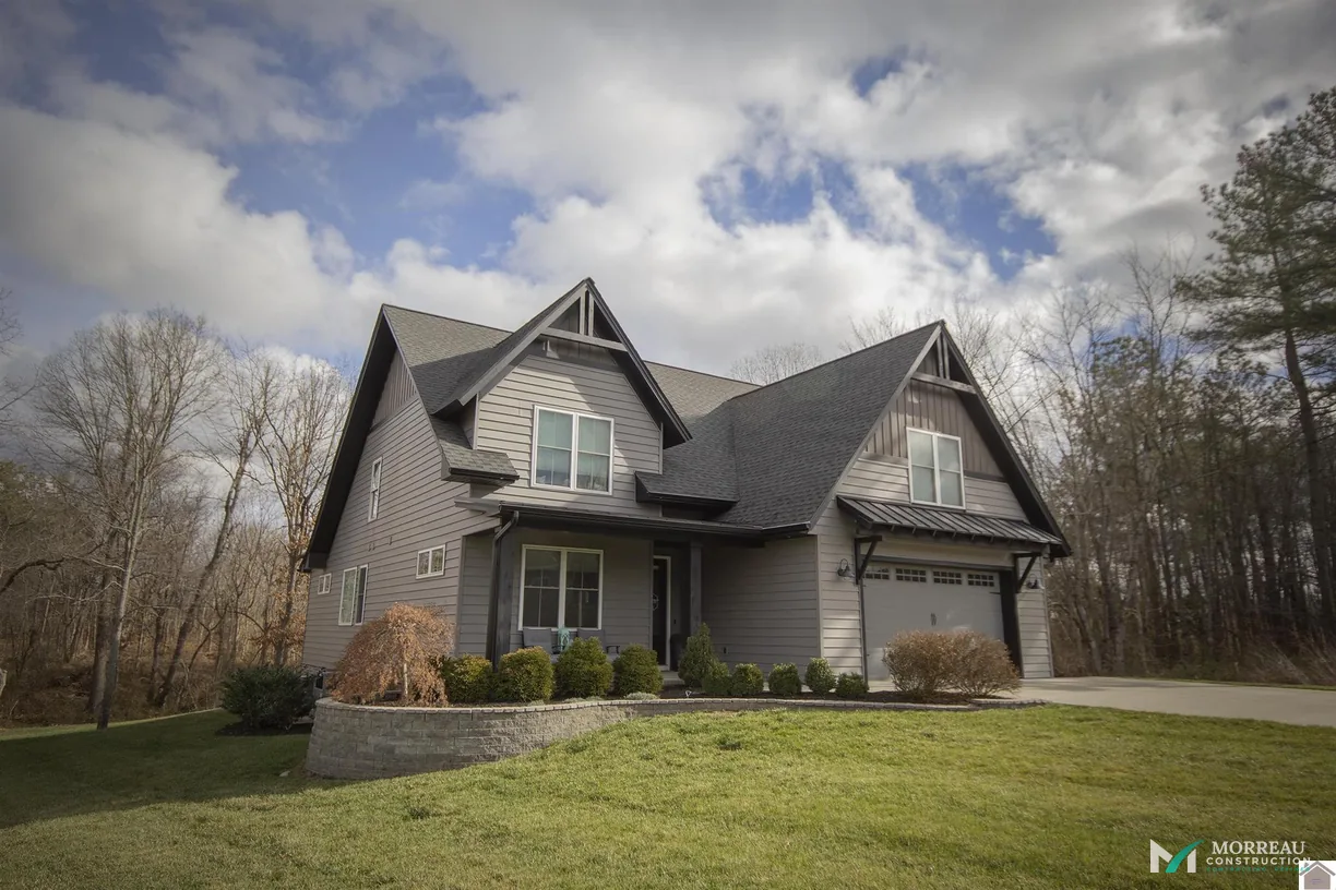 Custom home on a wooded lot, McCracken County